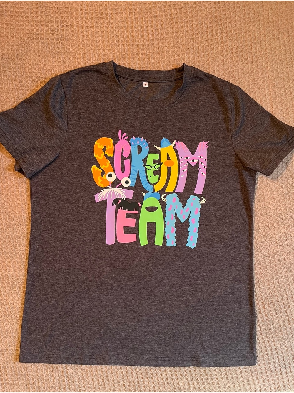 Halloween Scream Team Monster Letters
Graphic Tee Heather Charcoal Size L - Picture 1 of 5